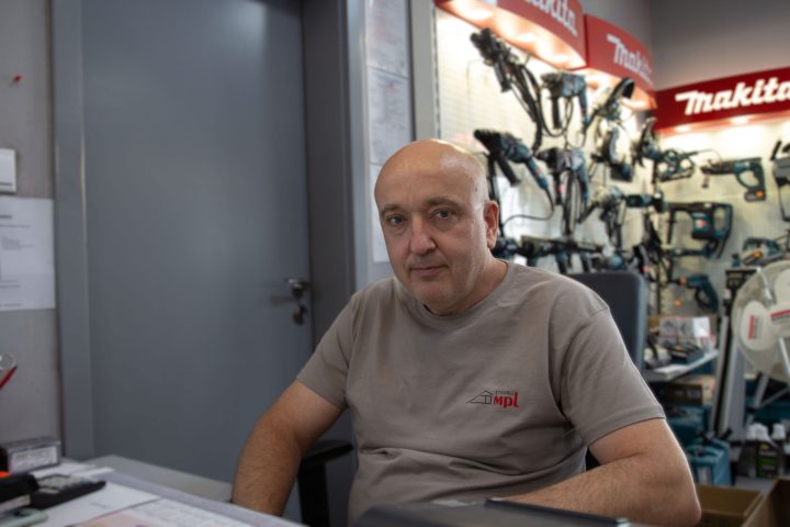 Robert Smolka, miesaniefarieb@mplstavro.sk Robert Smolka, miesaniefarieb@mplstavro.sk